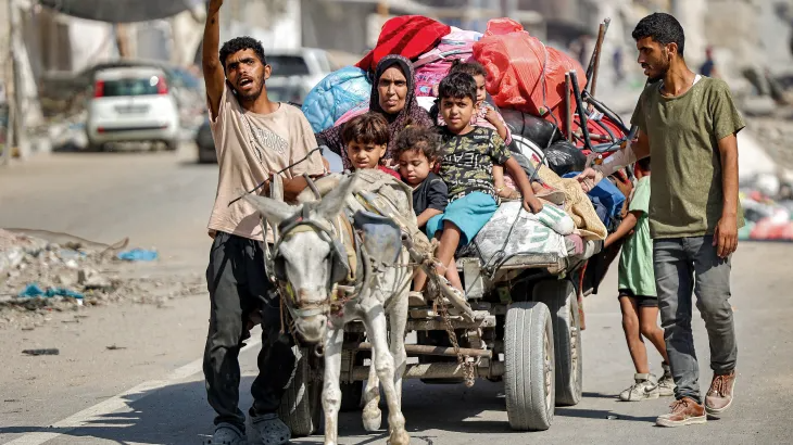 Israel’s war on Gaza live: Displaced Palestinians ‘terrified’